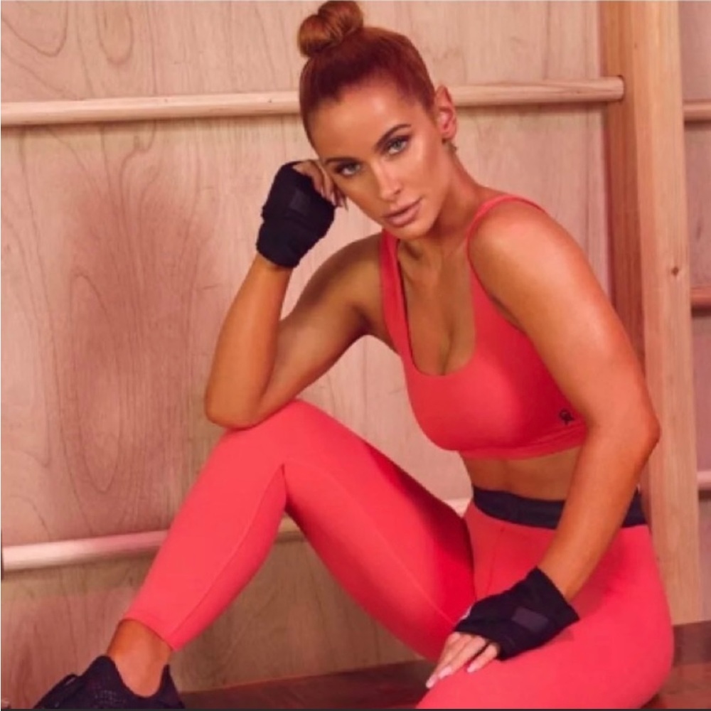 NWT Good American sports bra